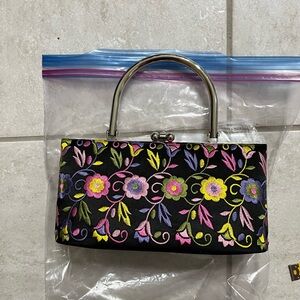 Flowers Embroidered Purse Perfect Condition